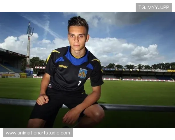 特罗萨德关键比赛屡现决定性表现的原因解析